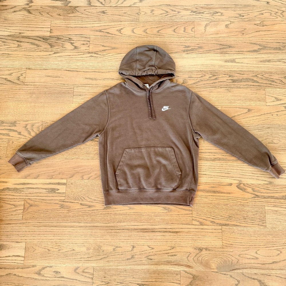 Nike Classic Brown Hoodie Size Medium